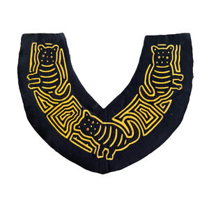 Mola San Blas Kuna Folk Art Panama Collar Textile Rainforest Animal Appliqué